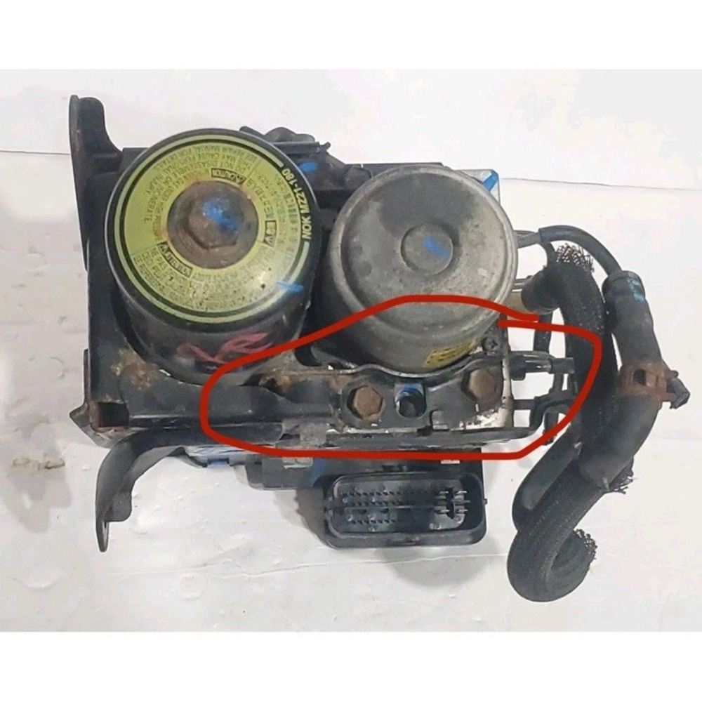 ✅Toyota Highlander Hybrid ABS Pump Actuator Brackets 44591-48010 OEM #️⃣0512